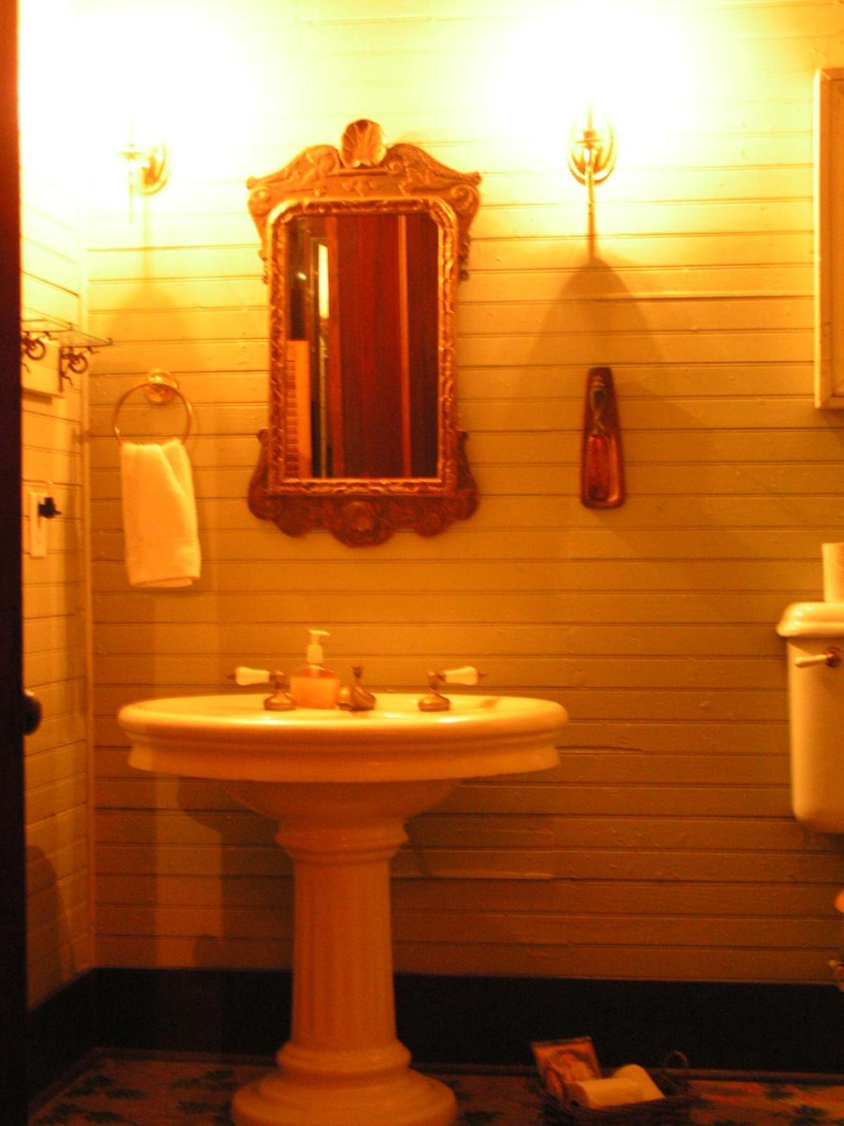 Carleton House Bed And Breakfast Bonham Esterno foto