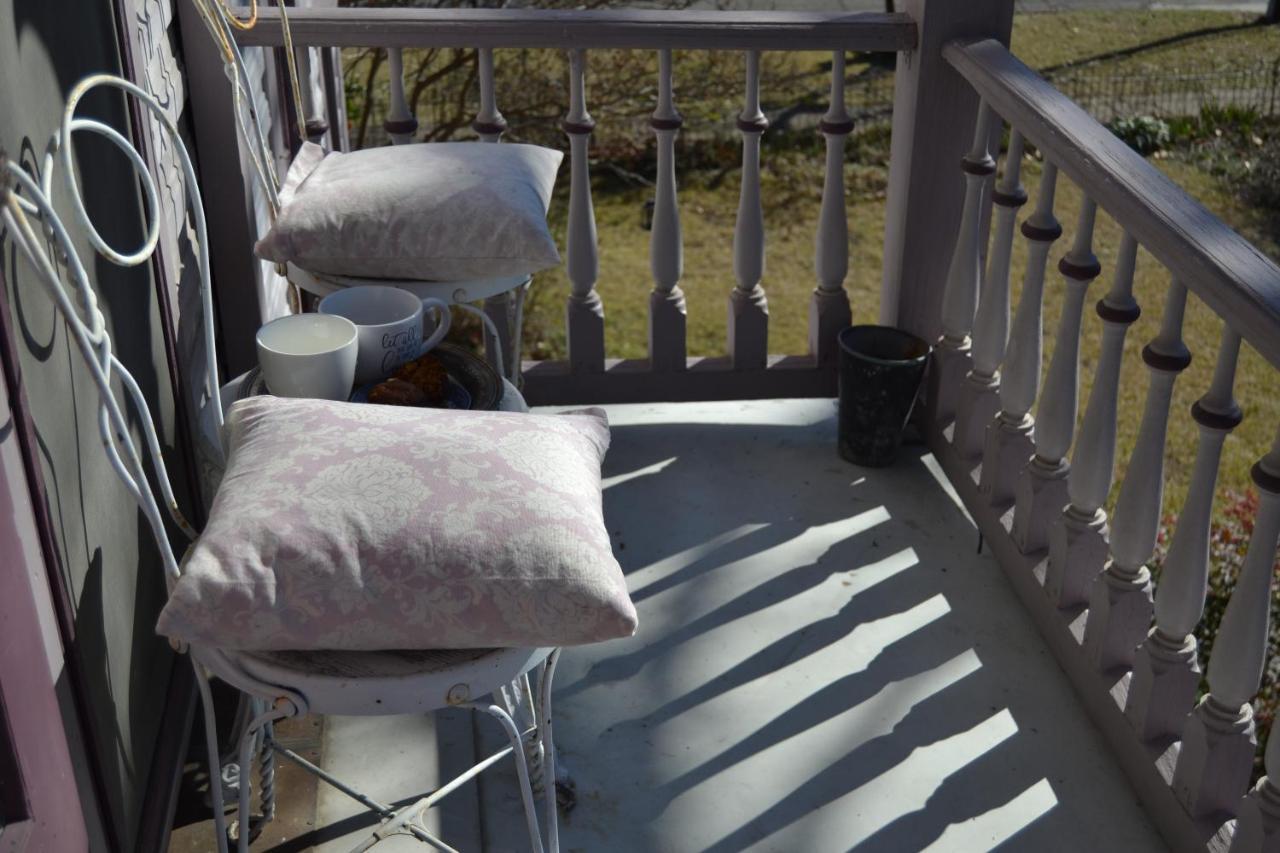 Carleton House Bed And Breakfast Bonham Esterno foto